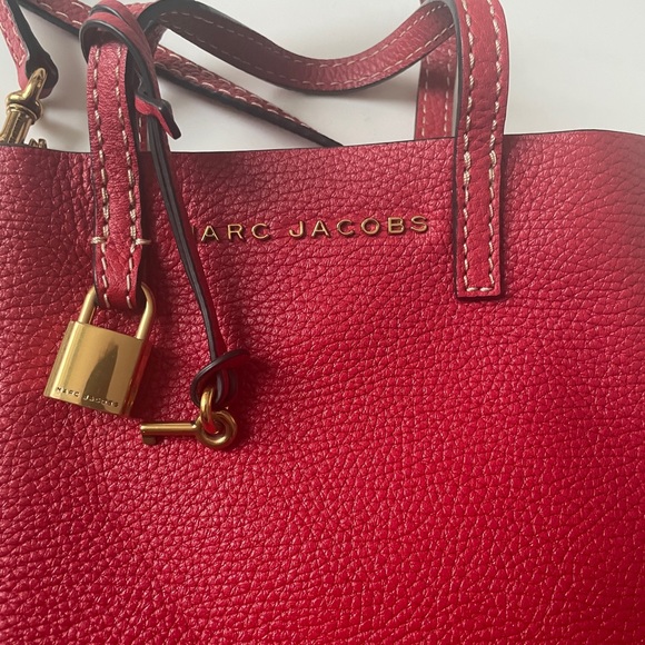 Marc Jacobs red leather crossbody/clutch bag - Picture 2 of 4
